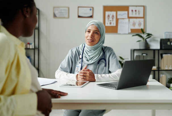 Can I Work in the U.S. While Waiting on My Immigration Case?